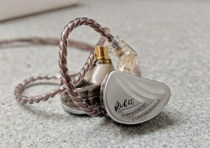 آنباکسینگ و نقد و بررسی ویدیویی ایرفون kz as16